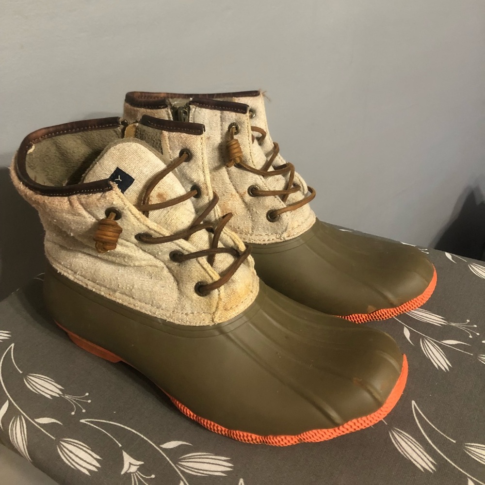 Sperry Womens size 9 Duck Boot